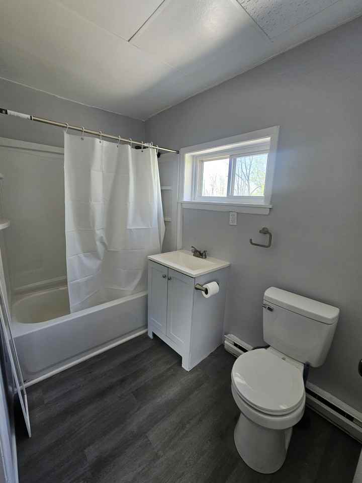 303 Gardner St #2 - Photo 6 of 8