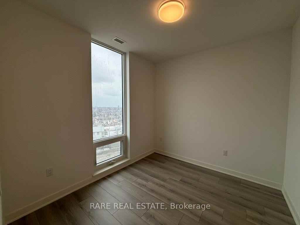 1185 Dupont Street #727 - Photo 7 of 9