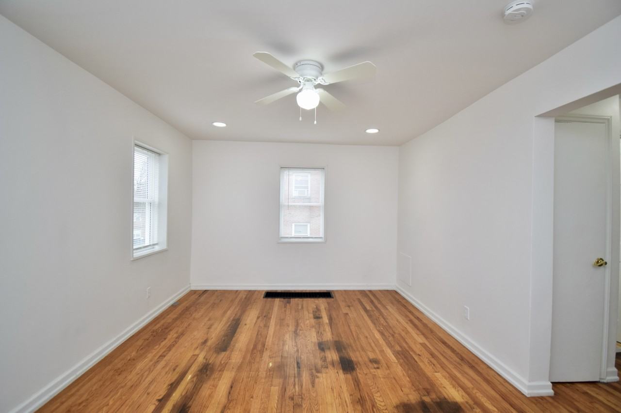 118 Glenridge Pl #D - Photo 3 of 17