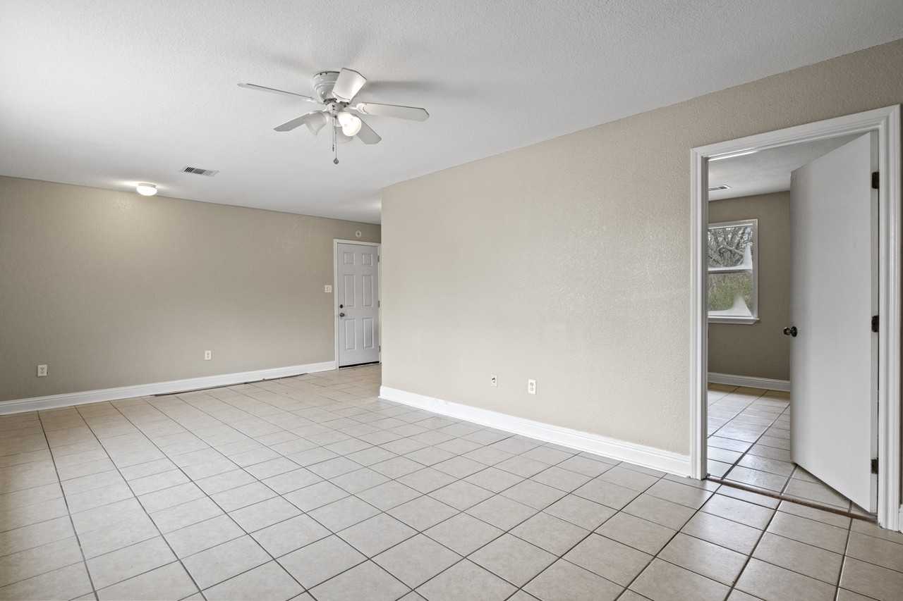 225 Moreland St #1 - Photo 2 of 10