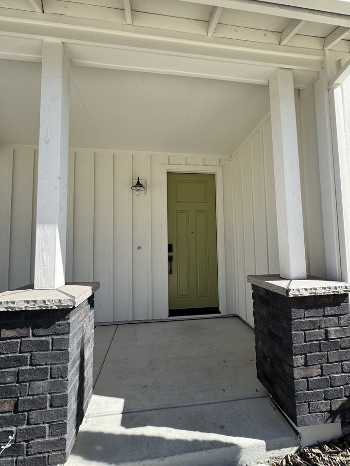 3125 Sunny Gate Ln #1 - Photo 3 of 35