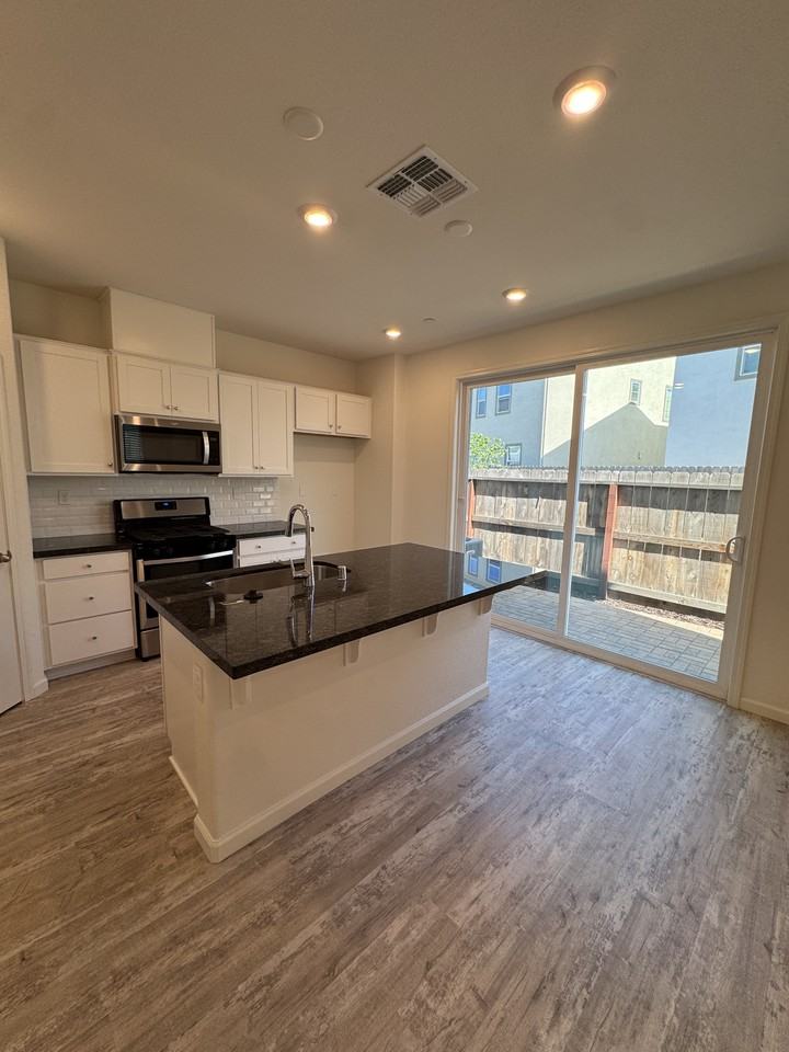 3125 Sunny Gate Ln #1 - Photo 6 of 35