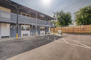 E 10th St Complex - Photo 1 of 1