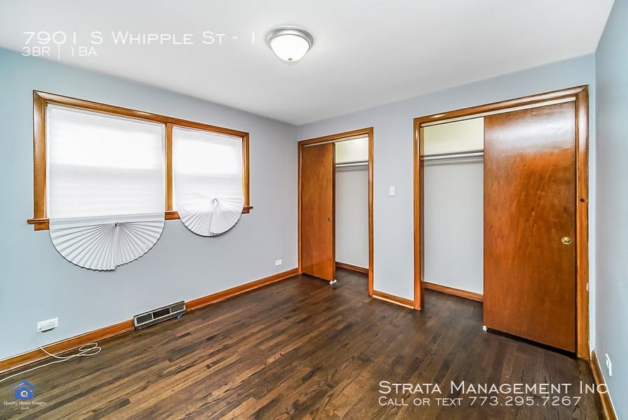 7906 S Whipple St #1 - Photo 6 of 12