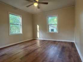 650 Avenue F Ne #1 - Photo 1 of 1