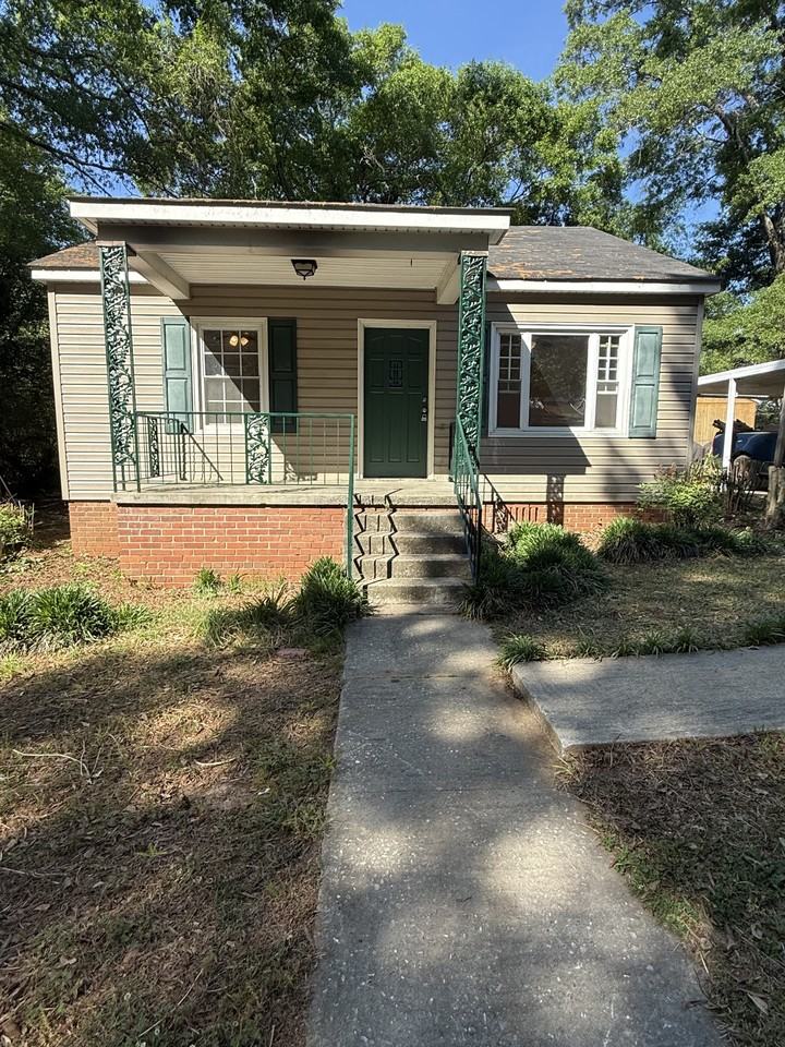 650 Avenue F Ne #1 - Photo 5 of 13