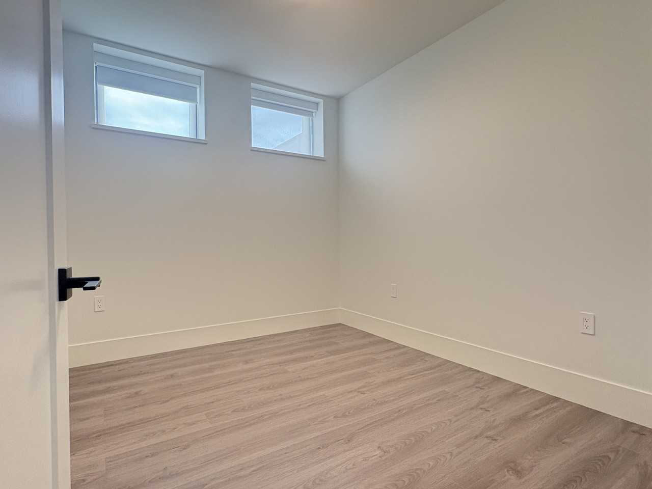 7495 Aubrey St Bsmt - Photo 6 of 9