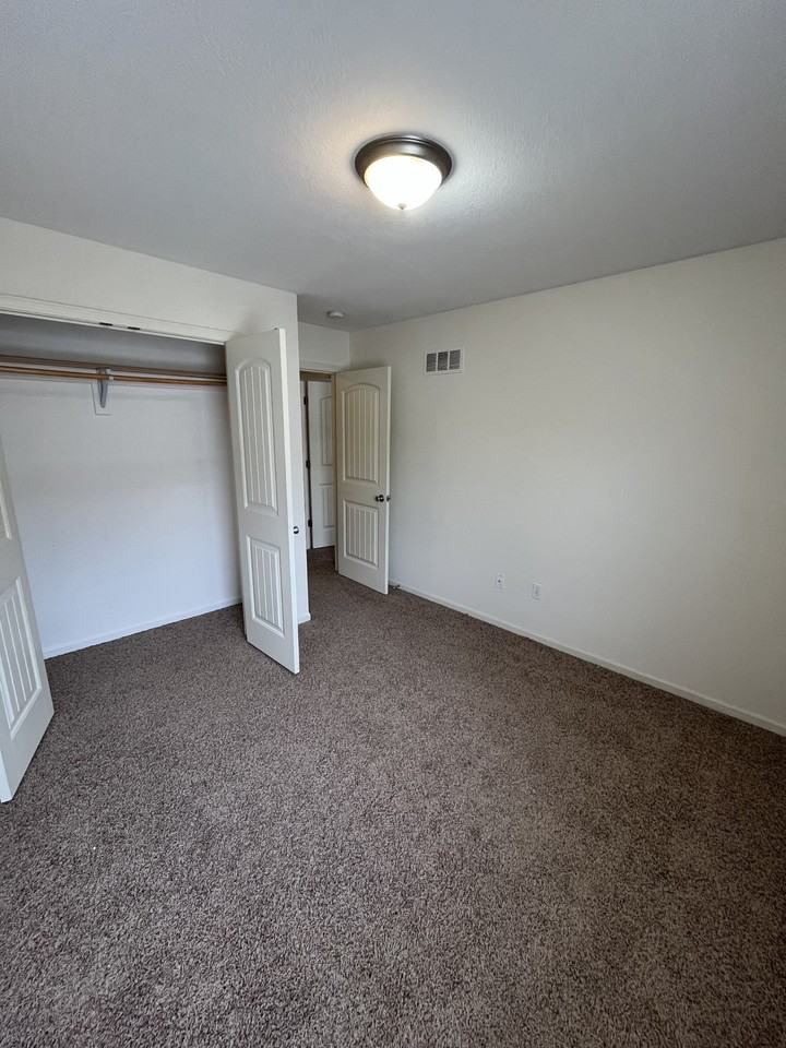 1204 Dustins Way #1 - Photo 7 of 16