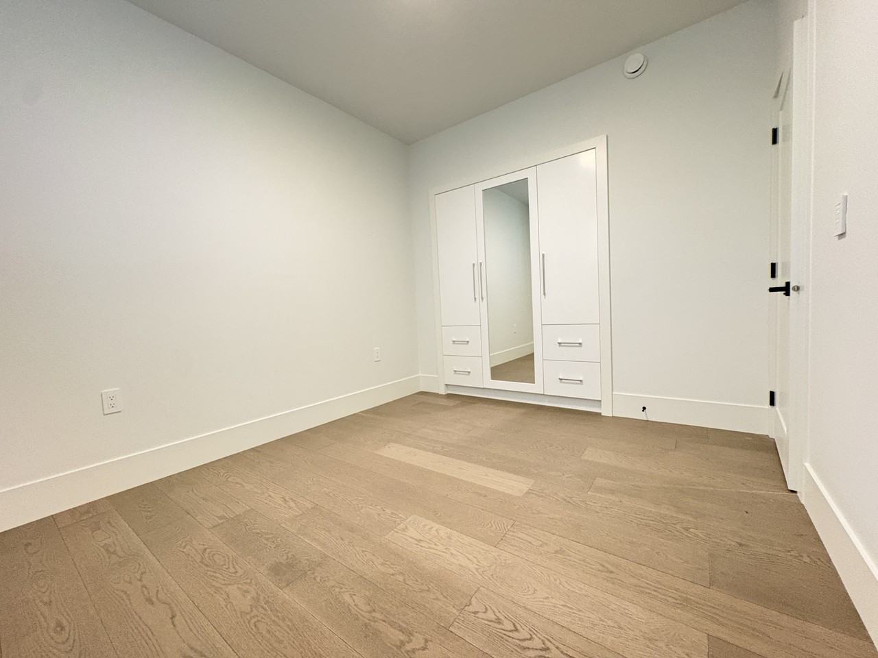 7495 Aubrey St Bsmt - Photo 5 of 6