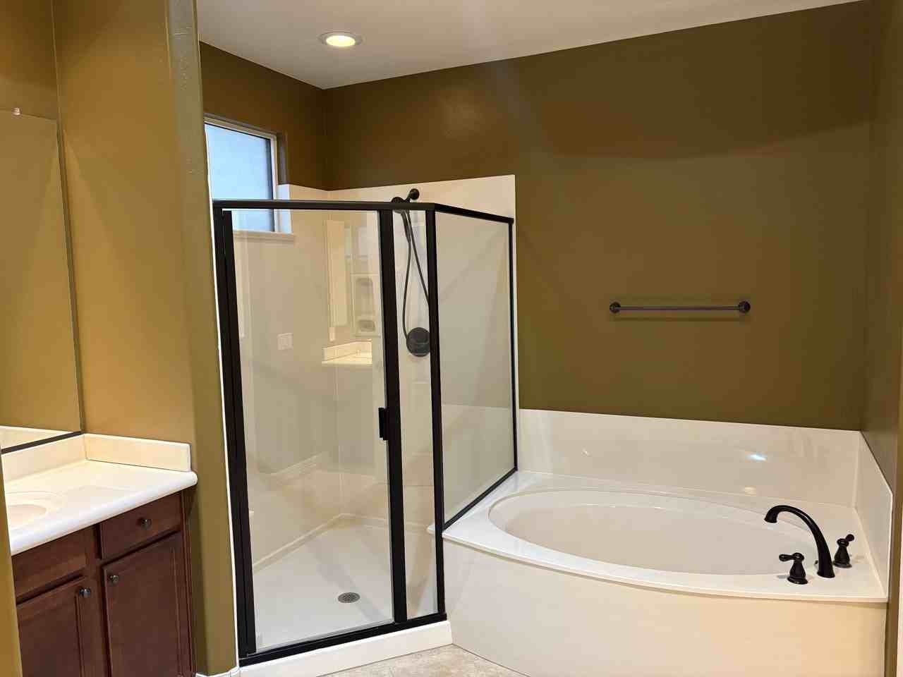 14214 W Harvard St #1 - Photo 6 of 10