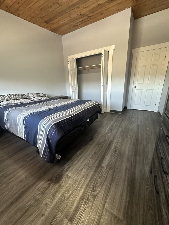 4621 Veterans Way - 35 - Photo 5 of 7