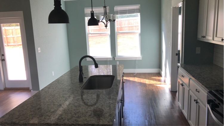 750 Hawthorn Way #750 - Photo 6 of 20