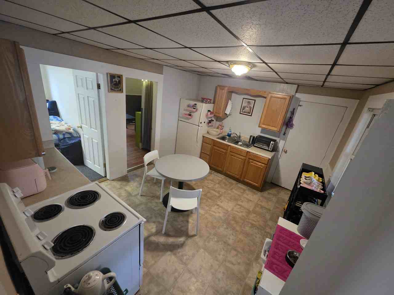 139 Greenwood St #2 - Photo 6 of 9