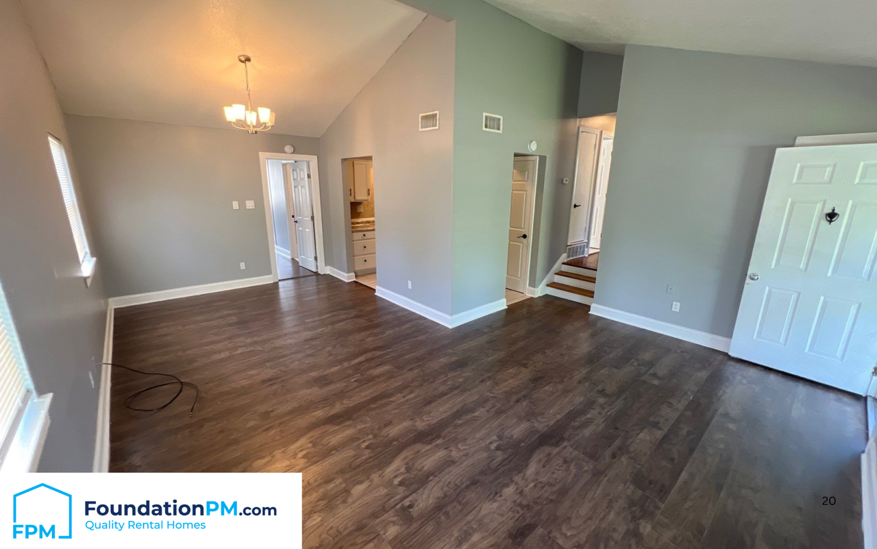 4347 Melwood St #1 - Photo 4 of 13