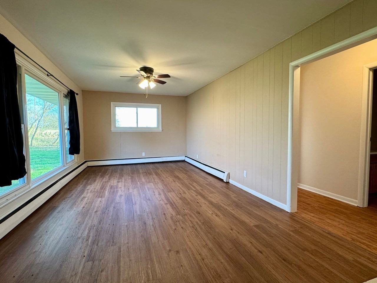 1121 Weggen Rd - Photo 3 of 13