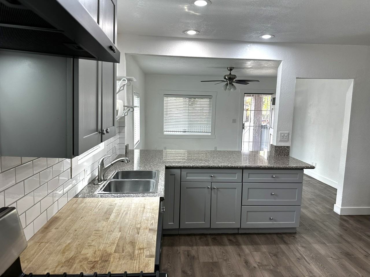 1532 N Calaveras St #1 - Photo 4 of 18