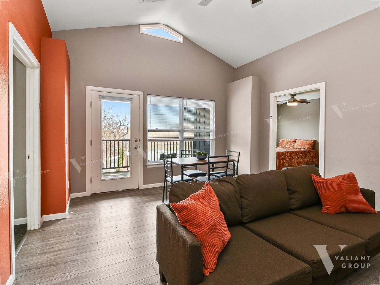 Private Bed/Bath Student Rentals Near MSU, Downtown Springfield – Leasing Now! - Photo 2 of 22