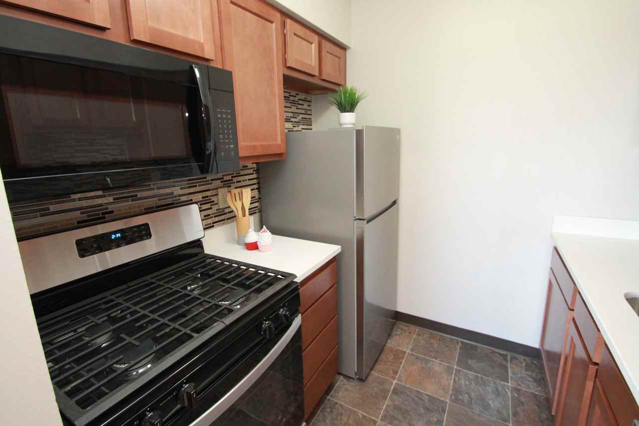 5398 MAIN STREETAPT 11 #5398-11 - Photo 2 of 8