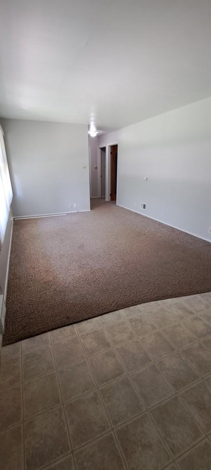 1214 S Saxby Ave #1 - Photo 6 of 14