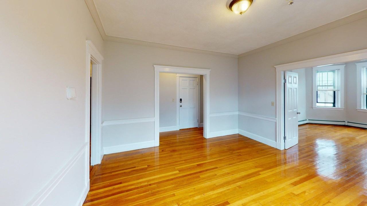 52 Clark Avenue52 Clark Avenue - 5 #5 - Photo 2 of 18