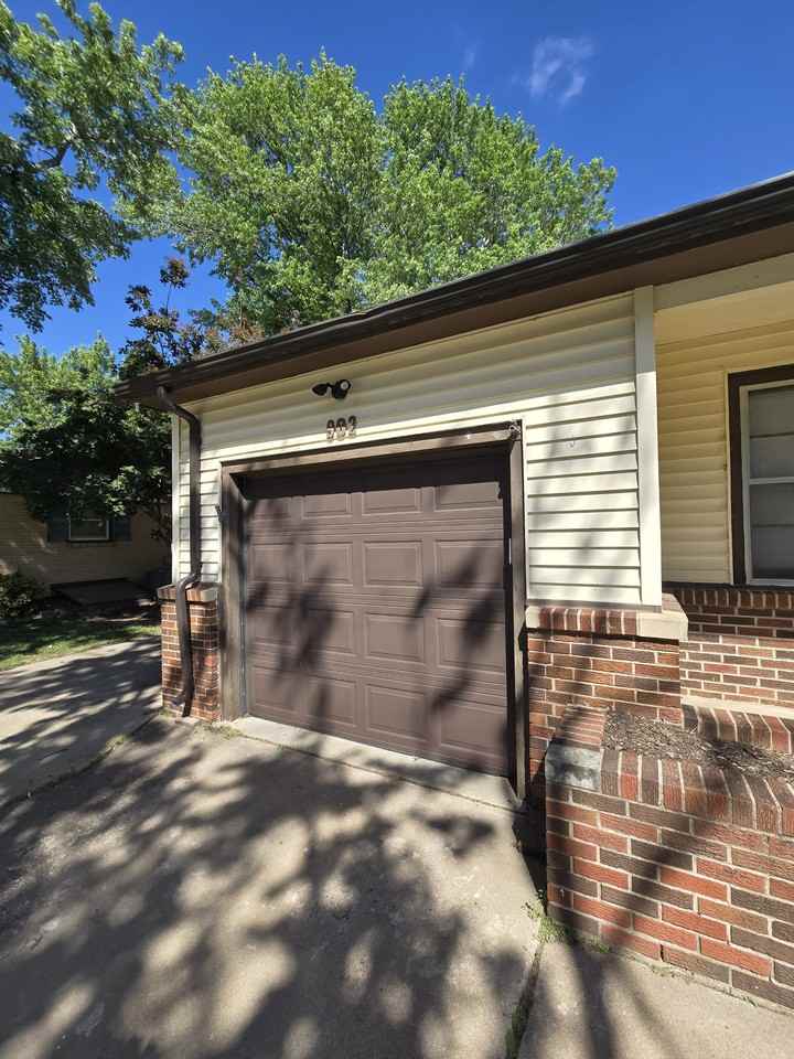 902 N Colorado St #1 - Photo 3 of 31