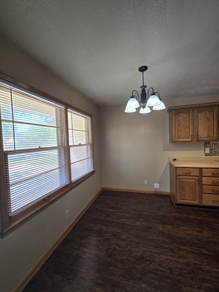 902 N Colorado St #1 - Photo 7 of 31