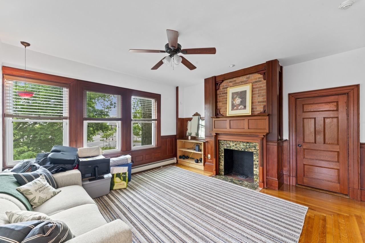 388 Arborway388 Arborway - 1 #1 - Photo 2 of 16