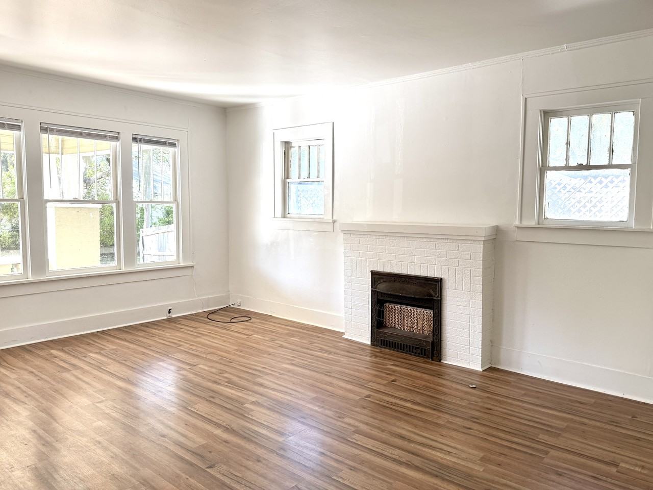 316 K St Sw #1 - Photo 7 of 33