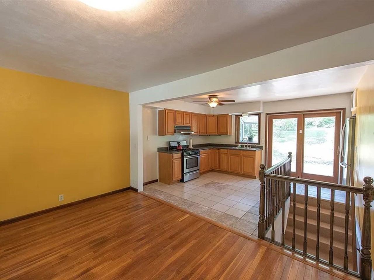2536 E 8th - Photo 5 of 30
