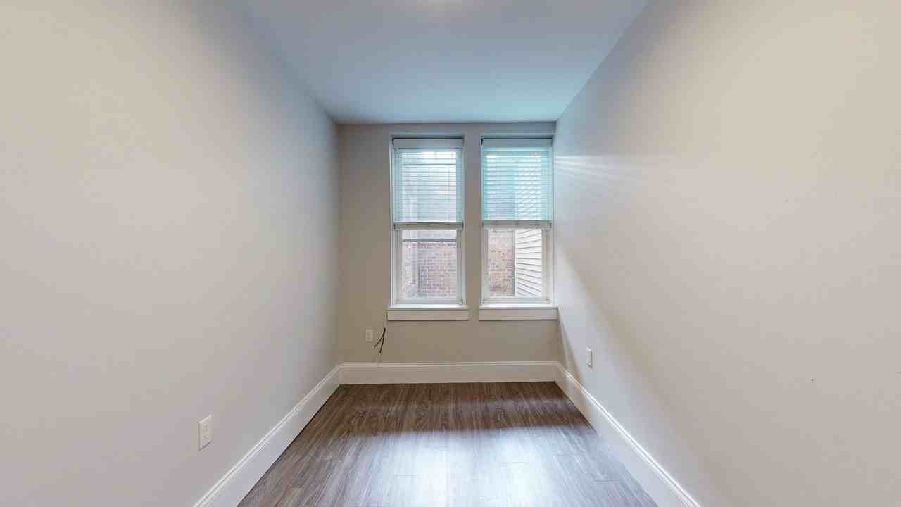 133 Paris Street133 Paris Street - 1 #1 - Photo 5 of 28