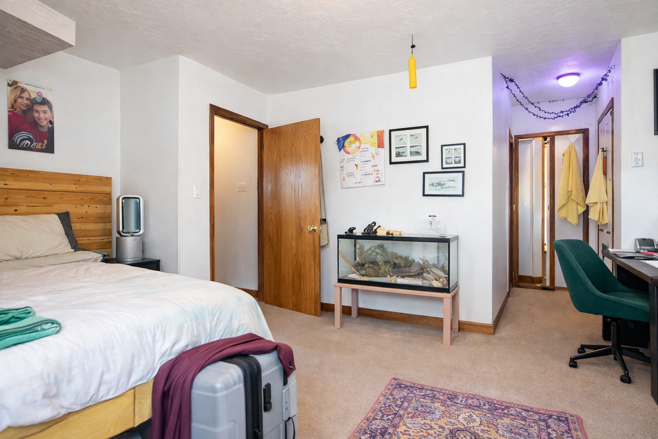 121 Centre Street121 Centre Street - 1 #1 - Photo 5 of 8