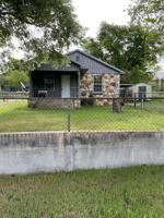 featured image of 1009 E 6th St #1