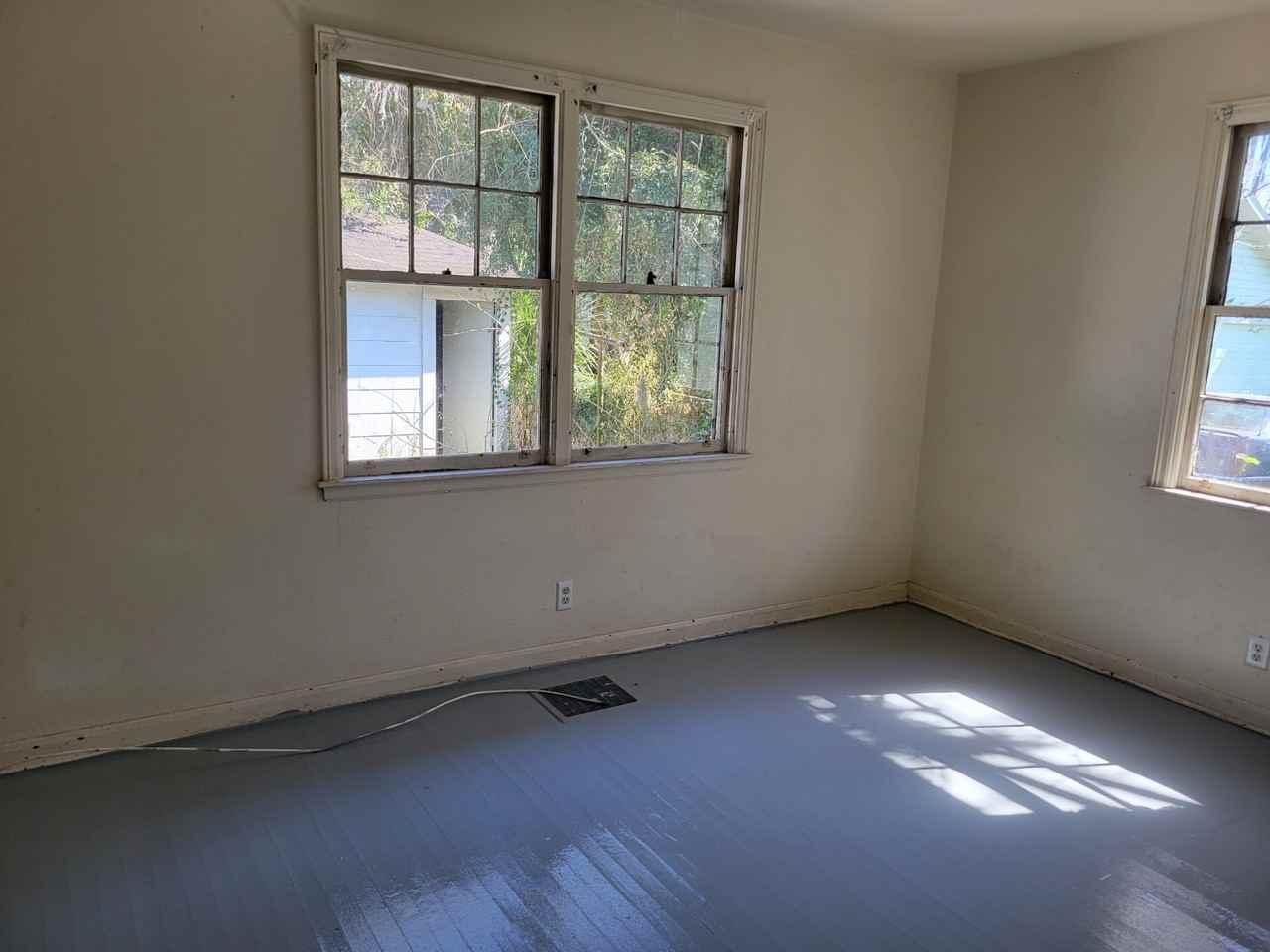 7223 N Pearl St #10 - Photo 5 of 18