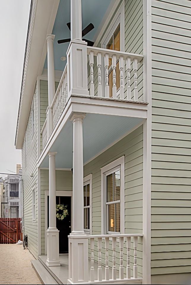 203 West Waldburg Street #CH - Photo 2 of 26