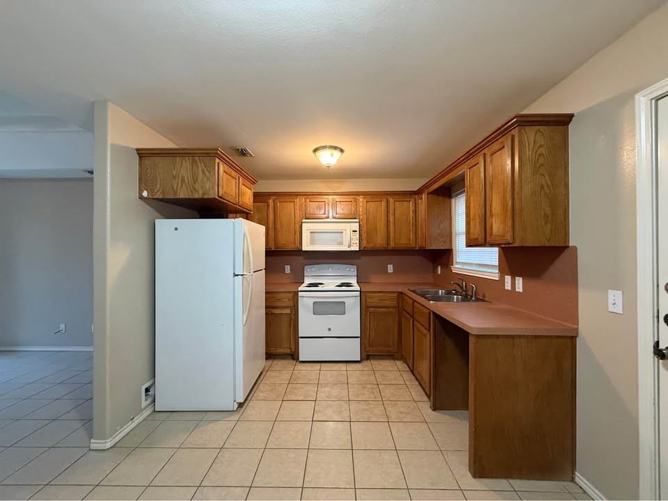 1816 Horsetail Fls #1 - Photo 3 of 7