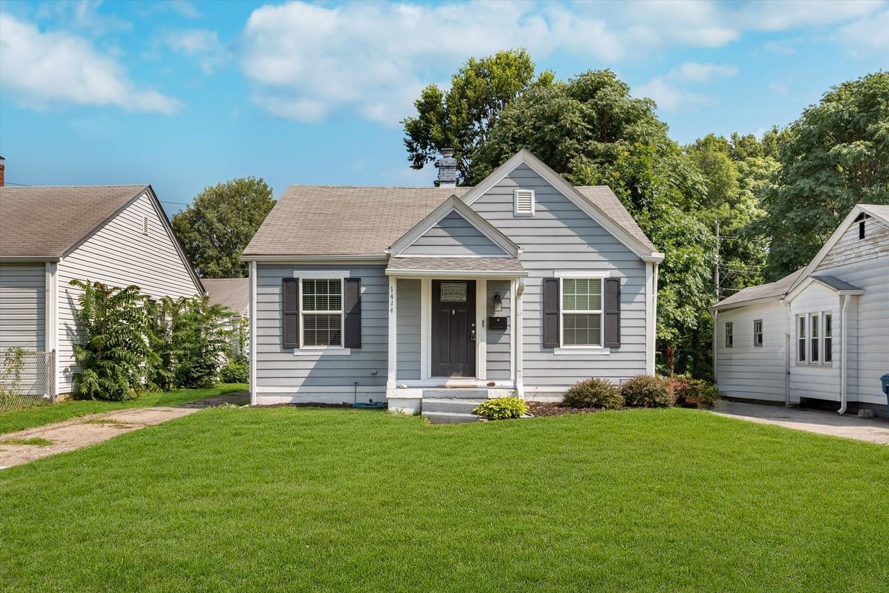 1414 E 46th St #1 - Photo 3 of 26