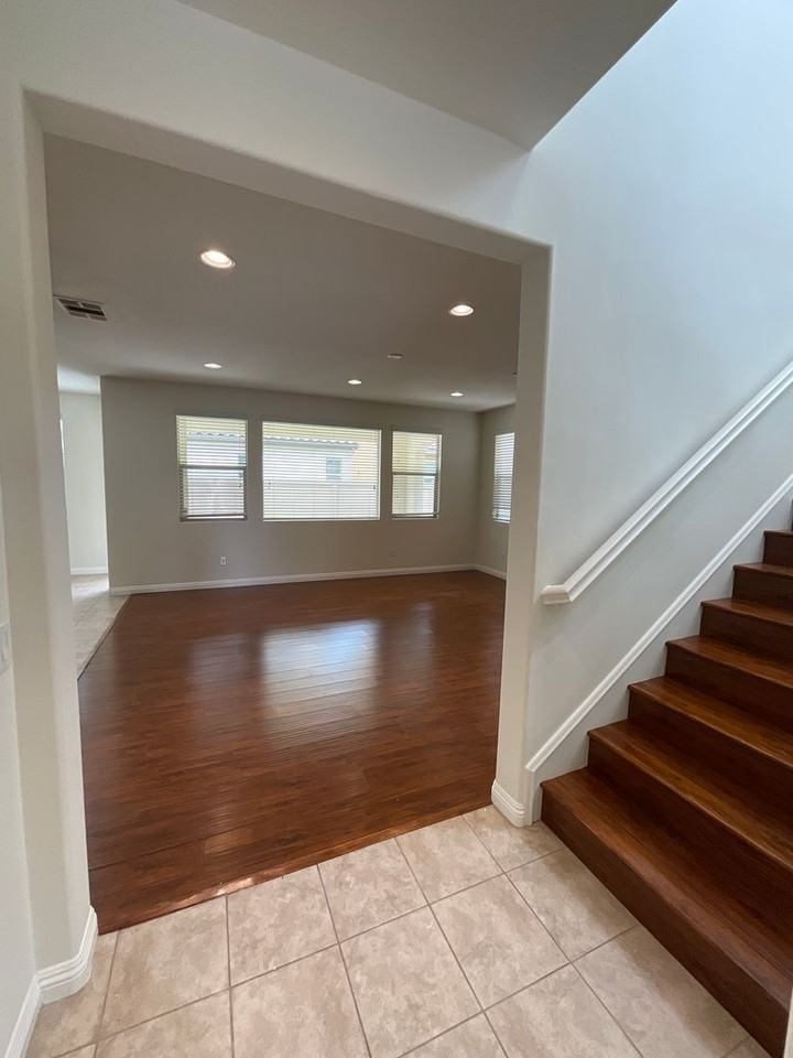 14804 Harmony Ln - Photo 4 of 50