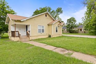 2000 Windsor Ave #1 - Photo 1 of 1