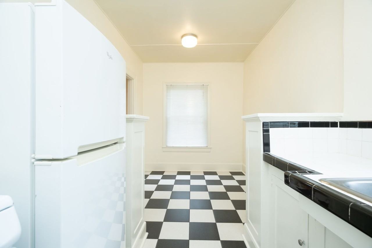 VILLA DOROTHEA APARTMENTS (VIL01) - Photo 7 of 50
