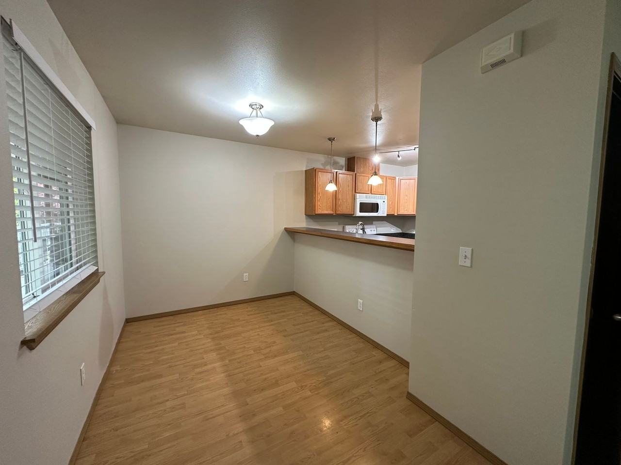 5752 Legoe Ave #202 - Photo 4 of 31