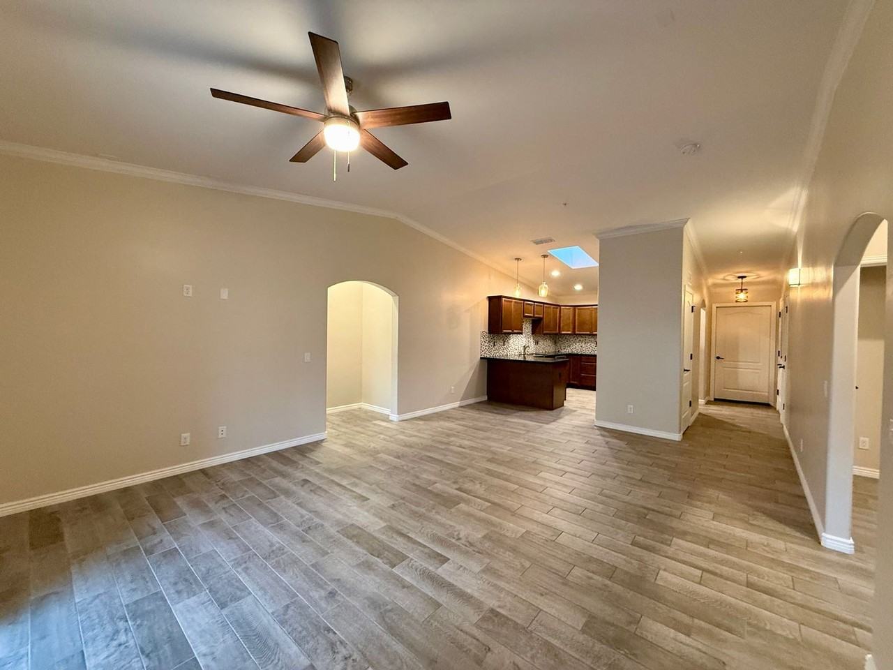 3300 Tomahawk Dr #101 - Photo 4 of 24