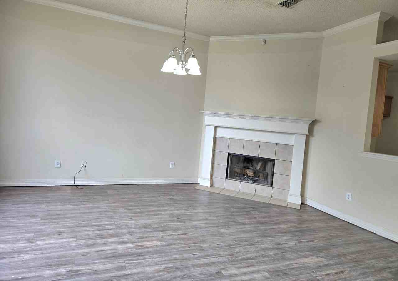 5117 Albany Ave #1 - Photo 2 of 12