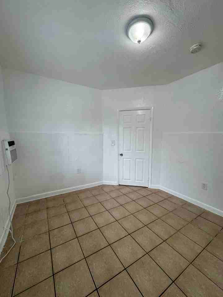7146 Nw 14th Pl #7146-2 - Photo 5 of 7