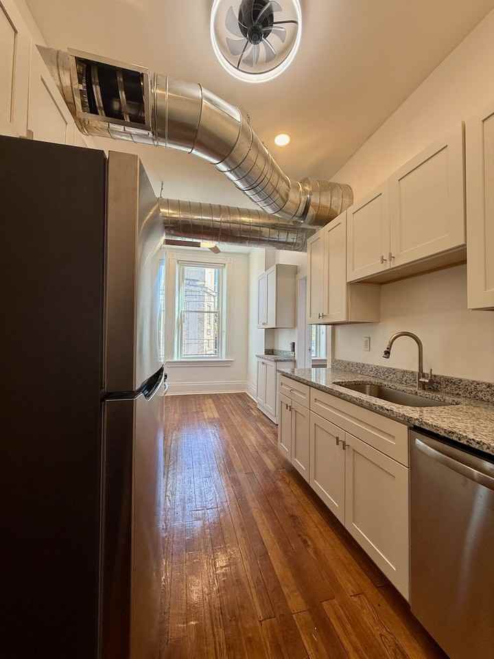 906 Penn AvenueUnit A #A - Photo 2 of 27