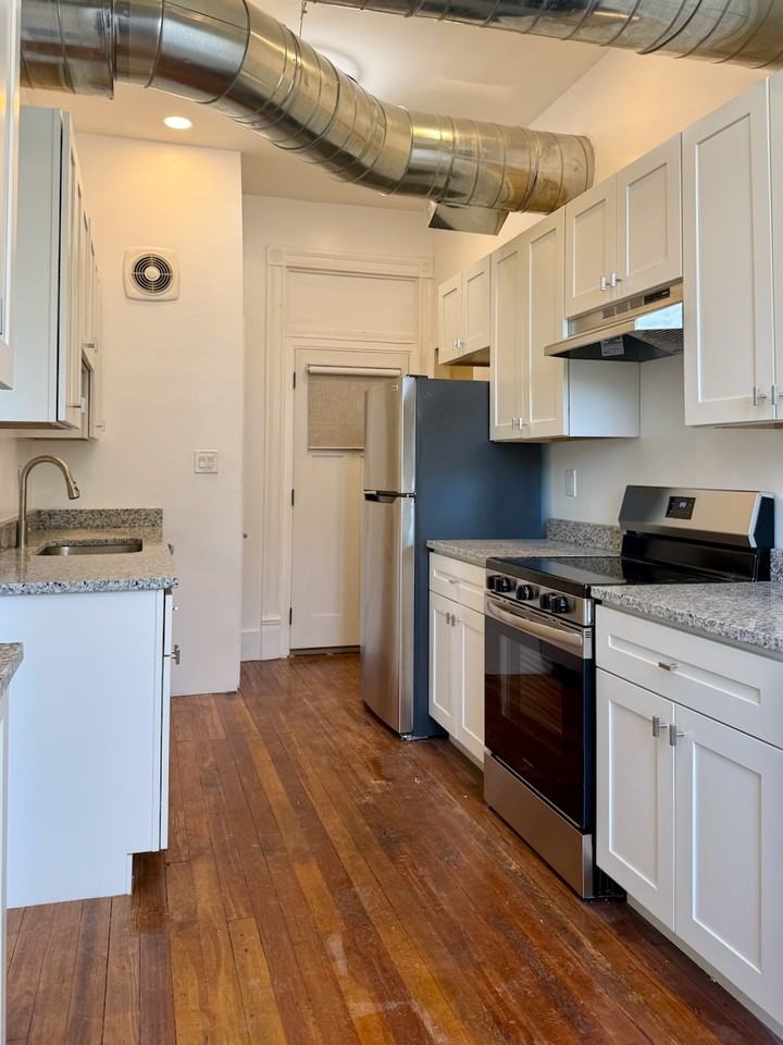 906 Penn AvenueUnit A #A - Photo 4 of 27