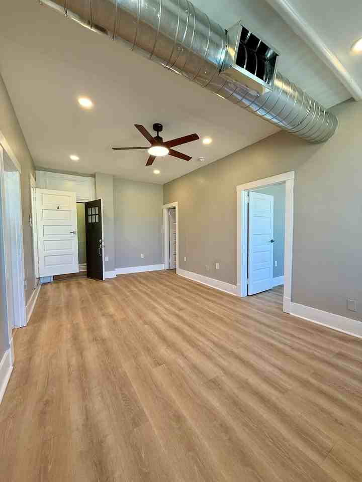 906 Penn AvenueUnit B #B - Photo 5 of 32