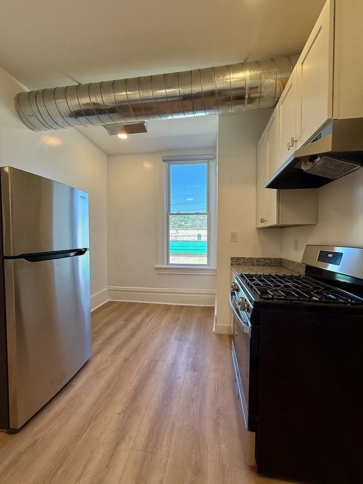 906 Penn AvenueUnit B #B - Photo 7 of 32