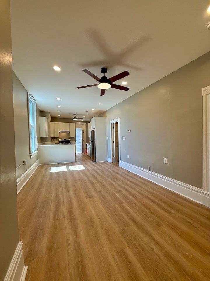 906 Penn AvenueUnit D #D - Photo 3 of 36