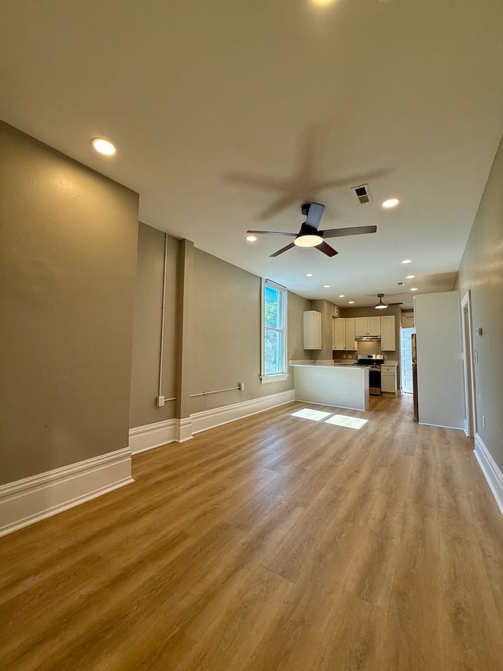 906 Penn AvenueUnit D #D - Photo 4 of 36