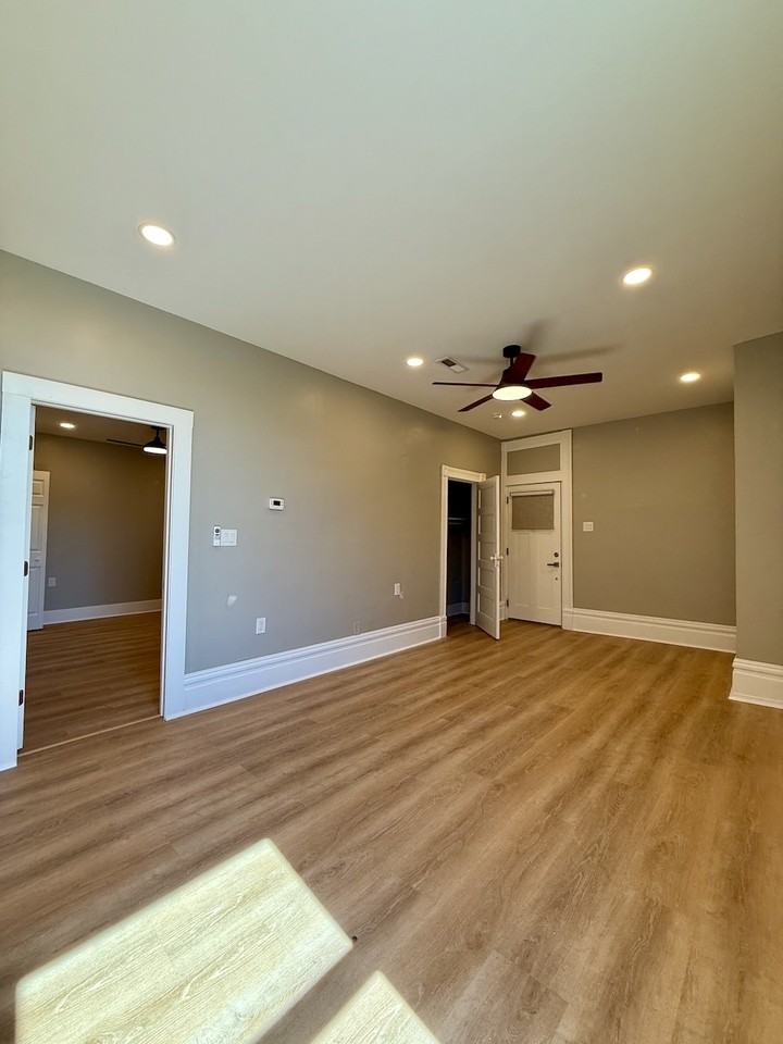 906 Penn AvenueUnit D #D - Photo 5 of 36